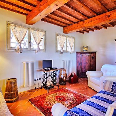 Holiday Home Casa Riccardo Gigliola Habitación foto