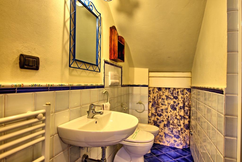 Holiday Home Casa Riccardo Gigliola Habitación foto