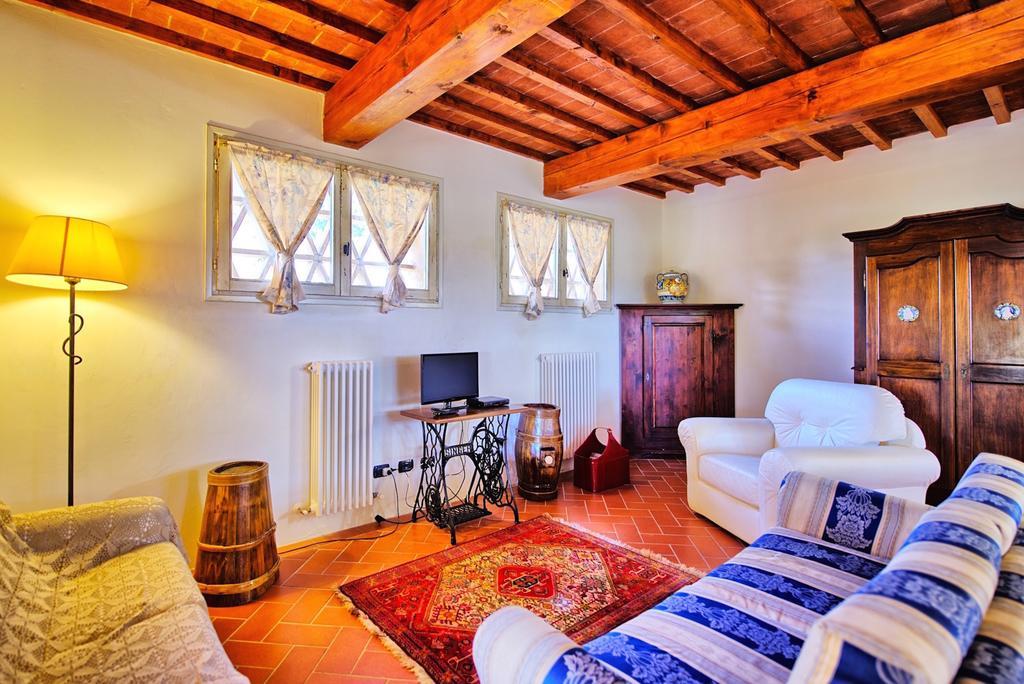 Holiday Home Casa Riccardo Gigliola Habitación foto